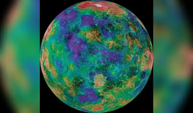 Mapa topográfico de Venus bajo nubes por datos de Magallanes. Violeta indica zonas bajas; rojo, los Montes Maxwell. Foto: NASA/JPL/Instituto Tecnológico de California