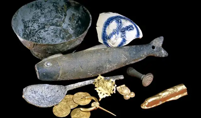 Algunos de los objetos recuperados del naufragio. Foto: Museo Británico