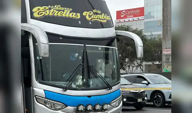 Atacan bus de la orquesta Estrellas de la Cumbia Atacan bus de la orquesta Estrellas de la Cumbia