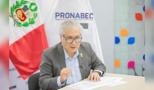 Director ejecutivo del Pronabec, Enrique Chon Yamasato. Foto: Pronabec  