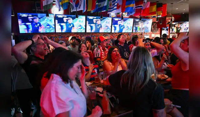"Tienes que ver todo el panorama y trabajar en base a lo que te puede ayudar a crecer. Eso hice cuando empecé en televisión. Me gusta trabajar con el gusto de la gente. Yo identifiqué al público con el que quería trabajar". Foto: AFP. "Tienes que ver todo el panorama y trabajar en base a lo que te puede ayudar a crecer. Eso hice cuando empecé en televisión. Me gusta trabajar con el gusto de la gente. Yo identifiqué al público con el que quería trabajar". Foto: AFP.