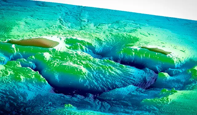 La caldera Kikai de Japón, un supervolcán submarino que se está rellenando lentamente con magma. Foto: Nobukazu Seama La caldera Kikai de Japón, un supervolcán submarino que se está rellenando lentamente con magma. Foto: Nobukazu Seama