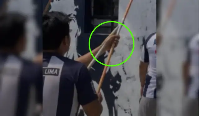 La mano presenta una anomalía visual al fusionarse con el mango del rodillo. Foto: Facebook La mano presenta una anomalía visual al fusionarse con el mango del rodillo. Foto: Facebook