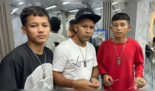 Los hermanos Deivi y Winder junto a su padre Deivid. Los hermanos Deivi y Winder junto a su padre Deivid.