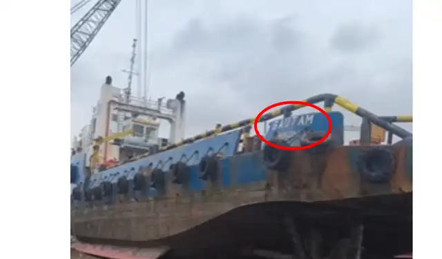 El Gautam es uno de los barcos en la playa. Foto: Facebook El Gautam es uno de los barcos en la playa. Foto: Facebook