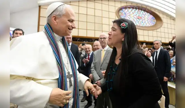 Ugaz fue recibida por el papa Leon XIV, quien fuera antes obispo de Chiclayo Robert Prevost. Ugaz fue recibida por el papa Leon XIV, quien fuera antes obispo de Chiclayo Robert Prevost.