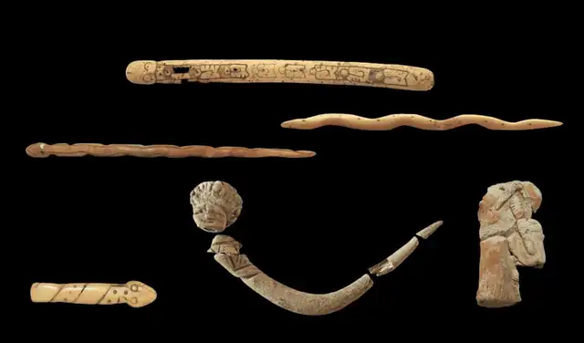 La serpiente también representaría el tránsito hacia un nuevo ciclo de vida. Foto: Ministerio de Cultura La serpiente también representaría el tránsito hacia un nuevo ciclo de vida. Foto: Ministerio de Cultura