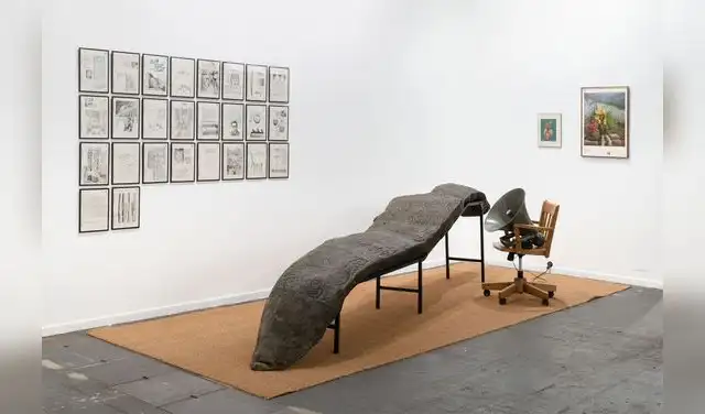"Psicoanálisis al Lanzón de Chavín” (2024) de Fernando Gutiérrez "Huanchaco". Imagen: Difusión.  