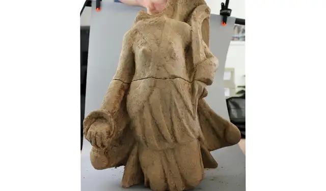 Esta estatua representa a la diosa protectora romana Victoria. Foto: Oficina Estatal de Hesse para la Conservación de Monumentos Esta estatua representa a la diosa protectora romana Victoria. Foto: Oficina Estatal de Hesse para la Conservación de Monumentos