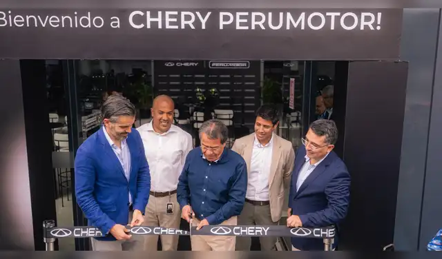 Durante la inauguración, representantes de Chery y Perumotor presentaron las instalaciones y las novedades del portafolio de vehículos, que incluye modelos con tecnología híbrida. Fuente: Difusión  