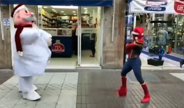 Facebook viral: 'Dr. Simi' y Spiderman realizan épica pelea de baile por  Navidad | Face | Fb | Marvel | Spider-Man: Un nuevo universo | Botica |  Mean Girls | Merry Christmas | Video | Tendencias | La República