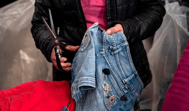 Soñar que estás botando ropa sucia Soñar que estás botando ropa sucia