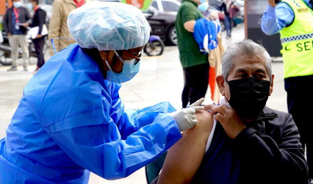 Brigadas vacunarán contra la COVID-19 en Surco. Foto: Diris Lima Sur