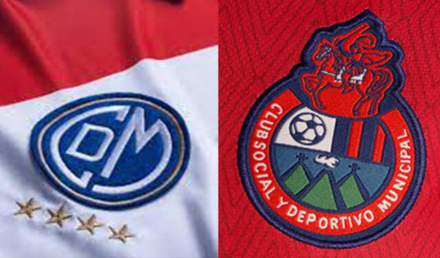  Deportivo Municipal de Perú y Deportivo Municipal de Guatemala tienen escudos y camisetas muy diferentes. Foto: difusión   