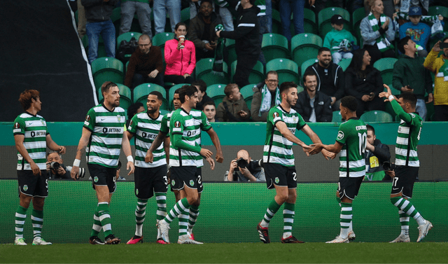 Sporting Lisboa se encuentra en el cuarto lugar de la Liga de Portugal. Foto: AFP   