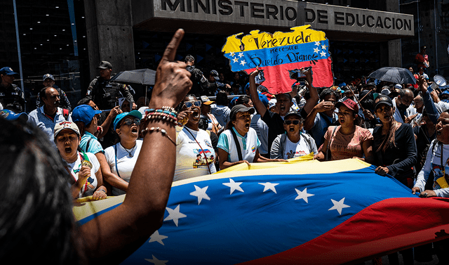  En Venezuela, el sueldo mínimo es de 5 dólares aproximadamente. Foto: AFP    