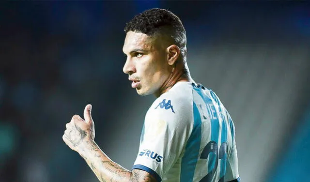 Paolo Guerrero llega a LDU después de haber estado en Racing. Foto: Racing.   