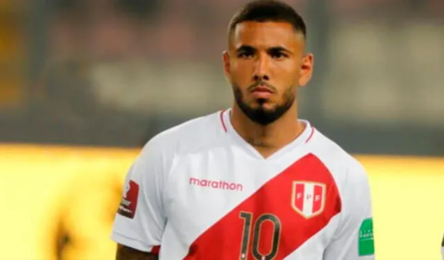 Sergio Peña ya ha usado la '10' en la selección peruana para amistosos. Foto: FPF   