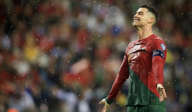 Cristiano Ronaldo es el capitán de la selección de Portugal. Foto: EFE   