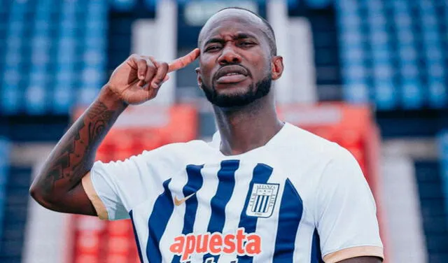 Cecilio Waterman fue presentado en Alianza Lima. Foto: Alianza Lima   