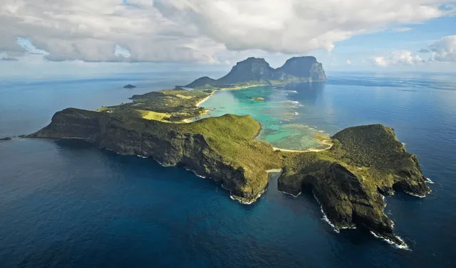  La isla de Lord Howe alberga animales y plantas que no hay en otro lugar. Foto: R. Ian Lloyd/Masterfile/Corbis 