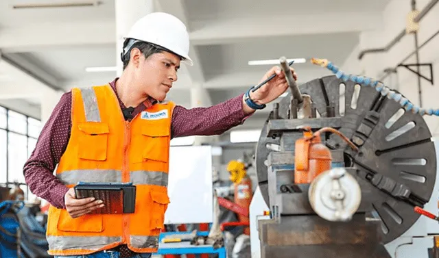 Los ingenierios industriales pueden trabajar en diferentes sectores económicos del Perú. Foto: El Peruano   