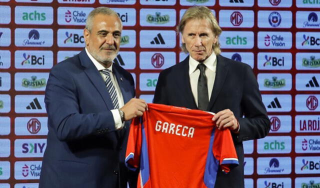 Ricardo Gareca firmó como DT de Chile hasta el final de las Eliminatorias 2026. Foto: AFP   