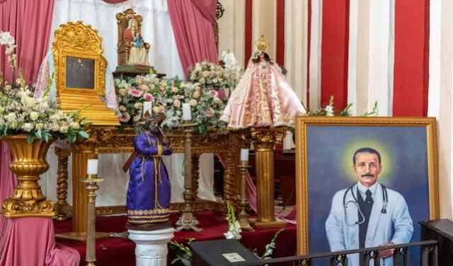  Devociones venezolanas presentes en el Santuario de Santa Rosa de Lima, en Perú. Foto: @BENY032   