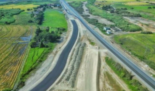 Avance del intercambio vial de la nueva vía de evitamiento de Chimbote. Foto: Andina   