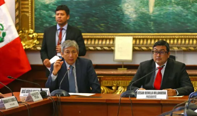 José Arista durante su intervención en la Comisión de Economía del Congreso de la República. Foto: Andina   