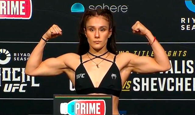 Alexa Grasso dio en el peso exacto para la pelea por el título. Foto: UFC   