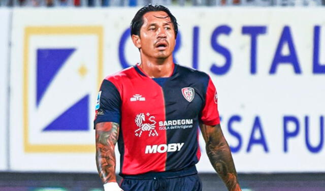  Gianluca Lapadula juega en el equipo rosoblú desde la temporada 2022-23. Foto: Cagliari    