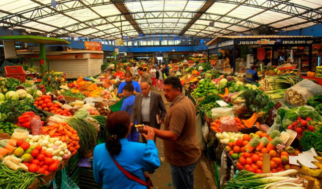 La Devolución del IVA busca compensar los gastos por productos de primera necesidad. Foto: Las2orillas   