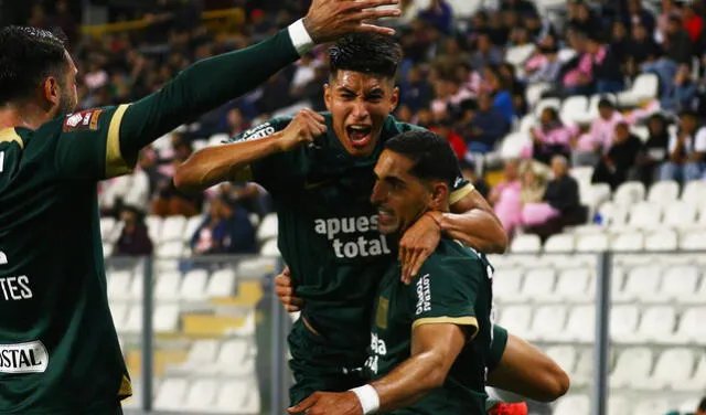  Gonzalo Aguirre celebra con Pablo Sabbag el primer gol de Alianza Lima contra Sport Boys. Foto: Luis Jiménez/GLR    