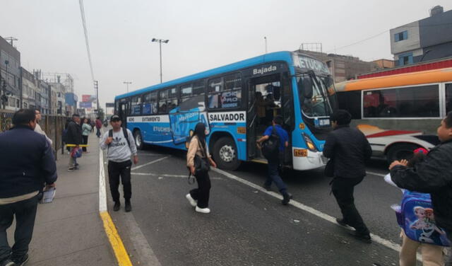 Miles de personas entraron en incertidumbre por un posible paro de transportistas. Foto: Kevinn García - LR   