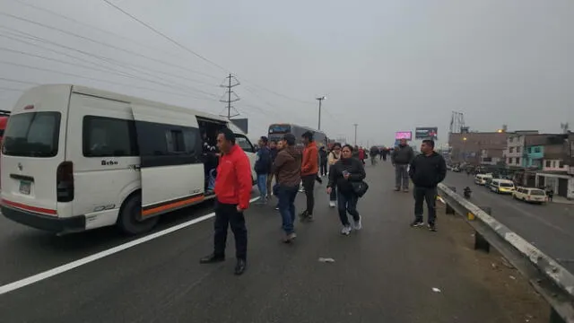 Se estima que serán miles los pasajeros afectados por el paro del 10 de octubre. Foto: Rosario Rojas - LR   