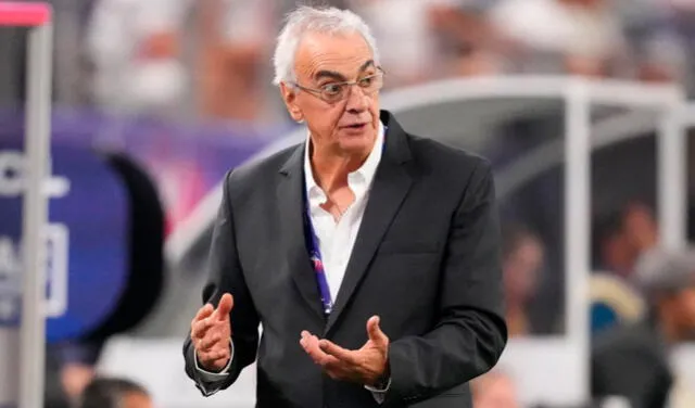  Jorge Fossati solo ha ganado en partidos amistosos con la selección peruana. Foto: AFP    