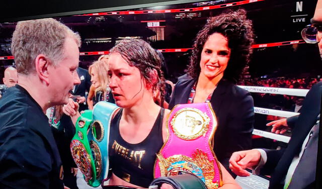 Kina Malpartida fue campeona mundial de la categoría superpluma de la AMB. Foto: Netflix   