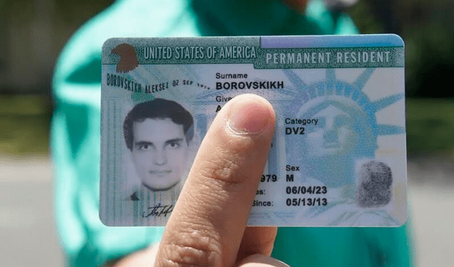  Para solicitar la Green Card, es necesario haber residido en Estados Unidos durante al menos cinco años. Foto: Infobae   