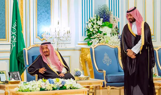 El rey de Arabia Saudita, Salmán bin Abdulaziz, y el príncipe heredero Mohamed bin Salmán. El rey de Arabia Saudita, Salmán bin Abdulaziz, y el príncipe heredero Mohamed bin Salmán.