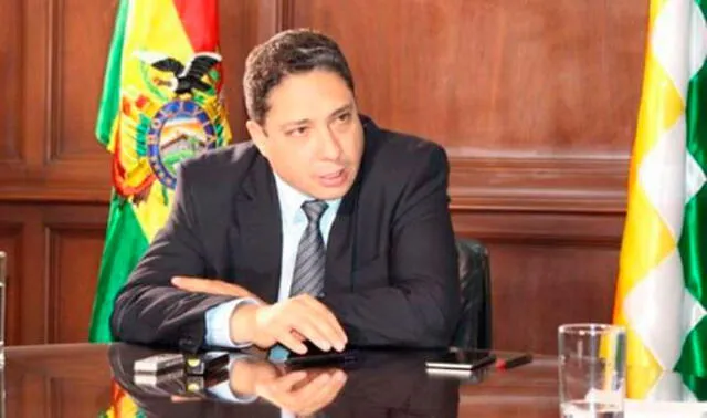 El ministro Arce se mostró muy "conmovido" por lo sucedido en Oruro