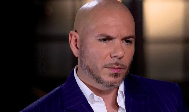 Pitbull se disculpa con los cubanos por apoyar a Gente de Zona