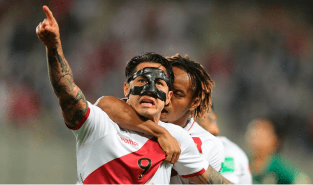 Gianluca Lapadula lleva dos goles y dos asistencias en las Eliminatorias Qatar 2022. Foto: EFE