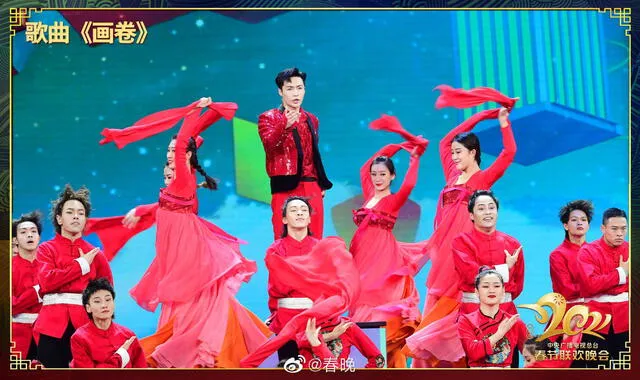 Lay Zhang en 2021 Spring Gala de CCTV. Foto: Weibo