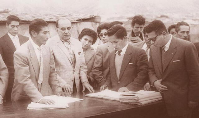 En 1964, los pobladores logran que el presidente de la República, Fernando Belaúnde Terry, creara el distrito de Independencia