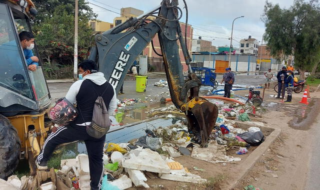 Lambayeque Chiclayo acequia Cois limpieza basura