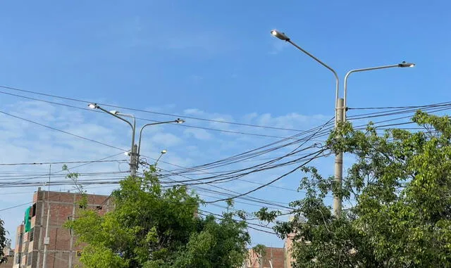 Lambayeque alumbrado público postes Chiclayo