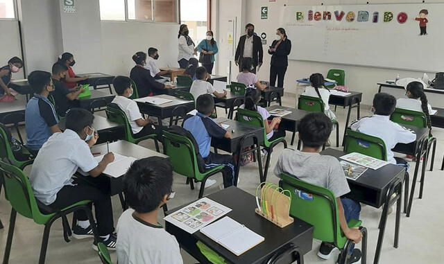 Lambayeque clases presenciales aulas escolares Chiclayo colegio escuela