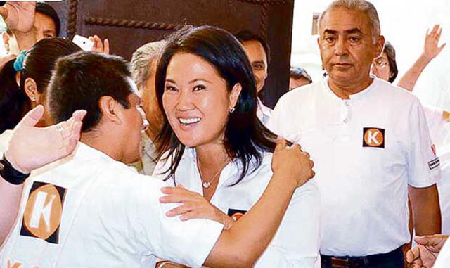 Exedecán de Fujimori es el encargado de repartir donaciones del Congreso 