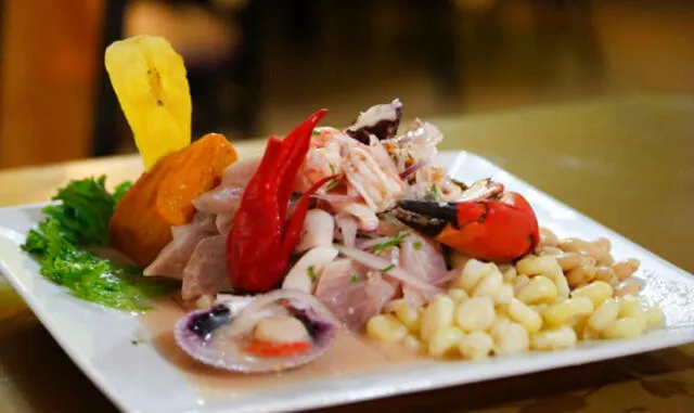 ¿Cuál es la historia del ceviche, el plato bandera del Perú y cómo prepararlo de forma sencilla?